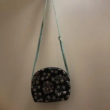 페이러 파니에 드 플뢰르 포쉐트 백