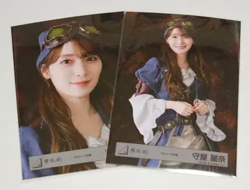 사쿠라자카46 브로마이드 모리야 레이나 파이리츠 의상