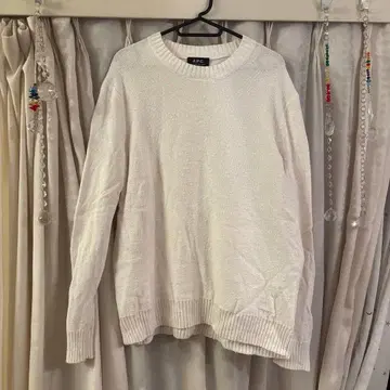 A.P.C. 화이트 니트 스웨터 M
