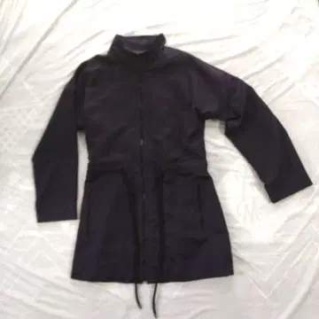 [ 미사용 새상품 ] COMPANY 네이비 코트