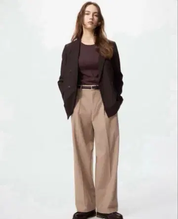 UNIQLO 유니클로 턱 와이드 팬츠 베이지 S