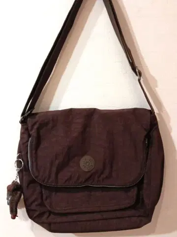 키플링 브라운 숄더백 참 포함