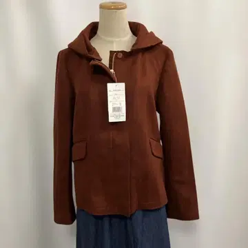 울 라이크 크림슨 후드 달린 숏 자켓