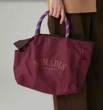 NOMADIS 버건디 토트백 미사용 새상품 보라색