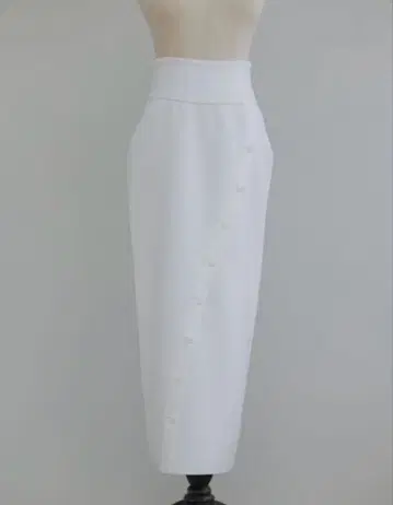 pois button line skirt