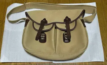 Brady의 ARIEL TROUT SMALL 카키