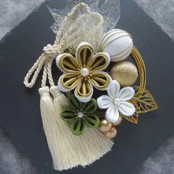 츠마미자이쿠 머리 장식 졸업식 결혼식 성인식