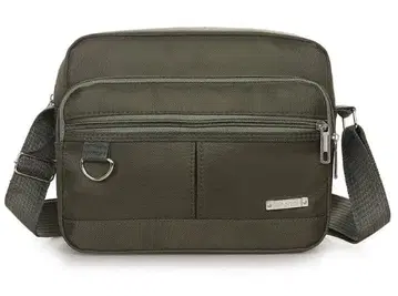 올리브 그린 나일론 숄더백