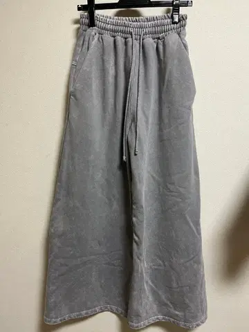 MELT THE LADY 그레이 와이드 팬츠 드로우 스트링 포함