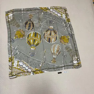 마니프리 실크 스카프 90cm