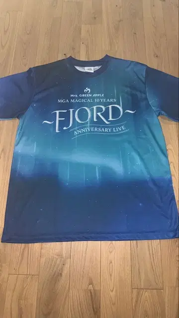 Mrs. GREEN APPLE FJORD 티셔츠 M 사이즈 미착용