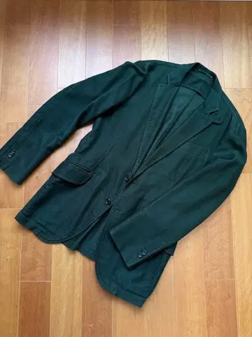 투모로우랜드 자켓