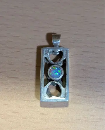 실버 합성 오팔 펜던트