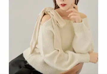 Chico 벨로아 리본 원숄더 루즈 니트 아이보리