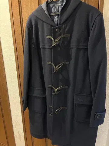 다크 네이비 더플 코트 후드 부착 학생 통학