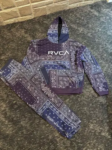 RVCA 반다나 패턴 후드티 XL