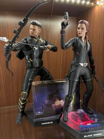 핫토이즈 블랙 위도우 & 호크아이 (2체 세트) / 엔드 게임