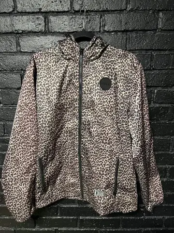 Hurley 레오파드 무늬 나일론 자켓