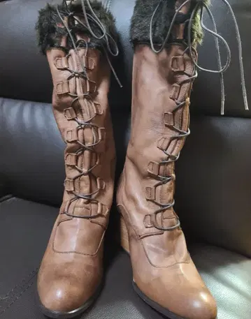 브라운 가죽 웨지 힐 롱 부츠