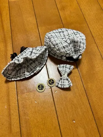 체크 무늬 모자 리본 버튼 세트