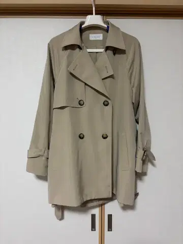 에어카루 미들 트렌치코트 베이지