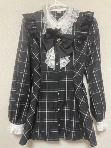 체크 무늬 블랙 드레스