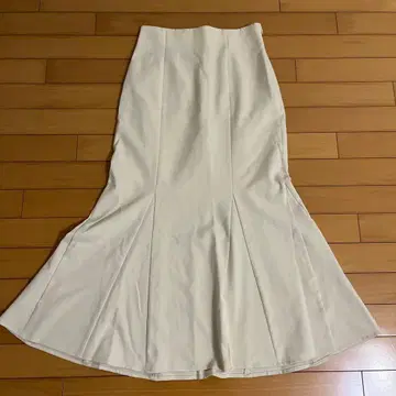 LOWRYS FARM STYLEUP 머메이드 스커트 아이보리 L 사이즈