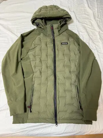 브리핑 올리브 그린 다운 자켓