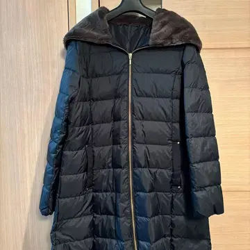 다운 퍼 후드 부착 코트 미사용