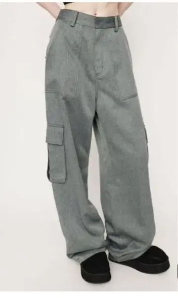 sly 매니쉬 스트레이트 카고 팬츠 사이즈 2