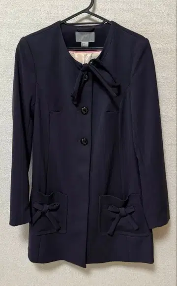 H&M 네이비 리본 포함 코트 EUR 34