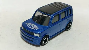 토미카 조립 공장 도요타 bB 파랑 x 블랙