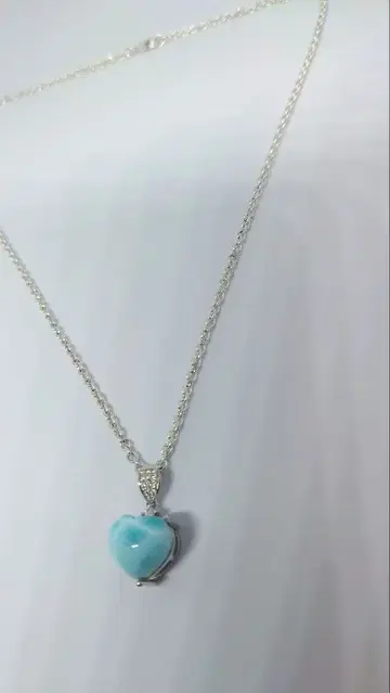 라리마 하트형 실버 목걸이