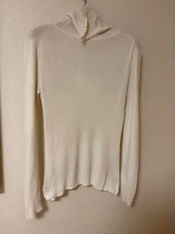 [ 유나이티드 애로우즈 ] 화이트 하이넥 리브 니트 상의