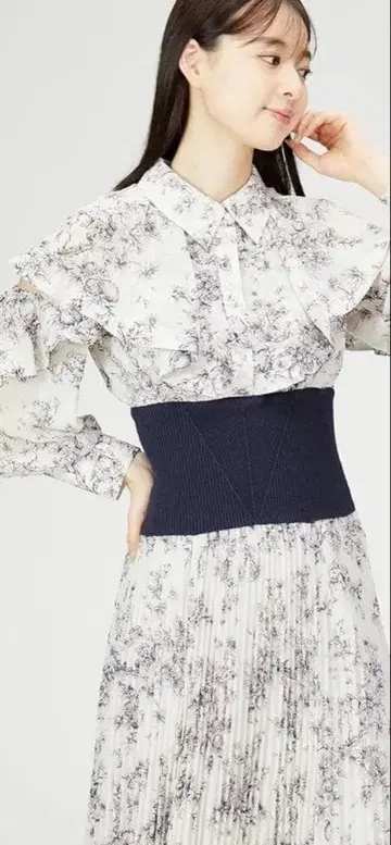 SNIDEL 프릴 꽃무늬 원피스 S 사이즈