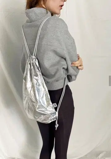 SKIN x EDIT.FOR LULU 콜라보 냅색