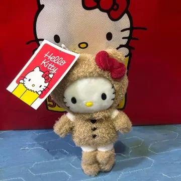 50주년 헬로키티전 회장 한정판 마스코트 홀더 곰 수트