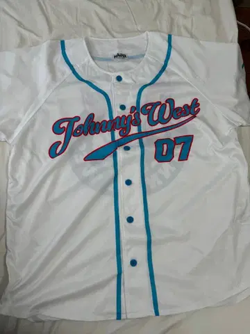 쟈니즈 WEST 투어 T셔츠