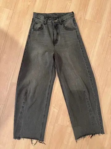 ROSE BUD 그레이 와이드 레그 데님 M 사이즈