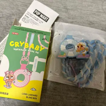 POP MART CRYBABY