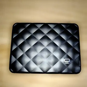 블랙 퀼팅 카드 케이스