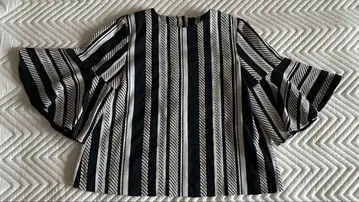 [ 새상품급 ] ADORE 스트라이프 5부 소매 상의 38