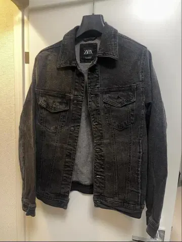 [ 인기 품번 ] ZARA 남성용 데님 자켓