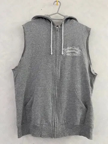 새상품급 HIDE AND SEEK 슬리브리스 후드티 사이즈 XL