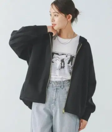 라이트 쿠션 ZIP 후디 블랙 M