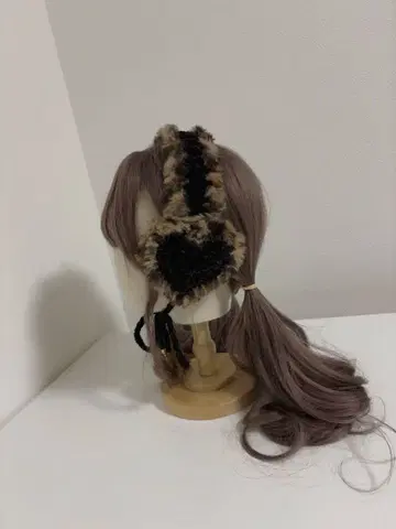 하트 블랙 귀도리 핸드메이드 레오파드