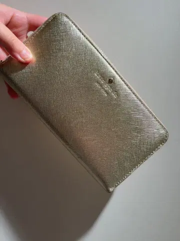 [ kate spade ] 케이트 스페이드 장지갑 골드 완판템