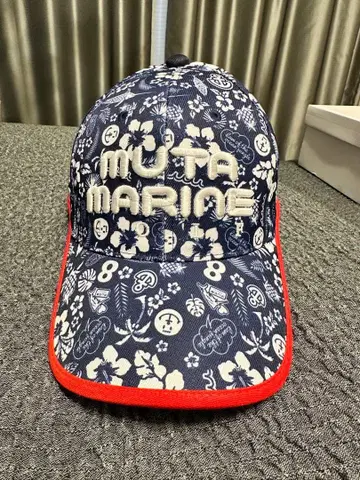 새상품 MUTA MARINE 꽃무늬 캡 네이비/레드