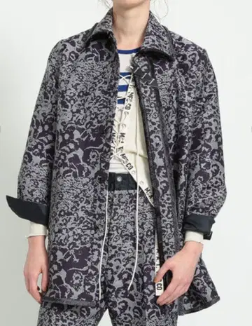 maturely 플라워 자카드 프린지 자켓