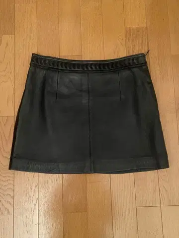 ZARA 양가죽 블랙 미니 스커트